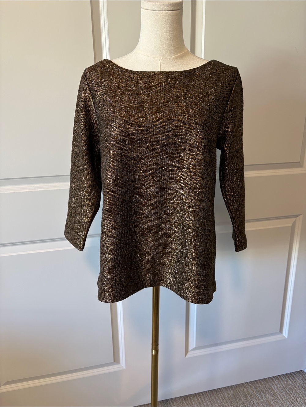 Club Monaco bronze metallic top